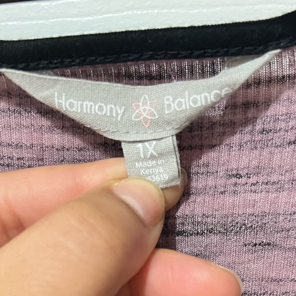 Harmony Balance - 1X 1/2 Sleeve Blouse - Picture 3 of 3